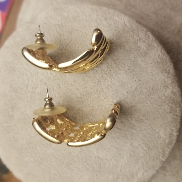 Golden weave earrings - Picture 5 of 6